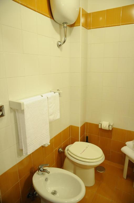 Hotel Fly Casoria Phòng bức ảnh