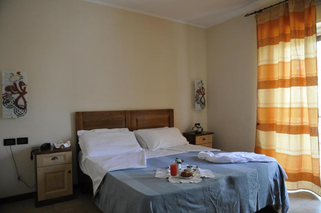 Hotel Fly Casoria Phòng bức ảnh