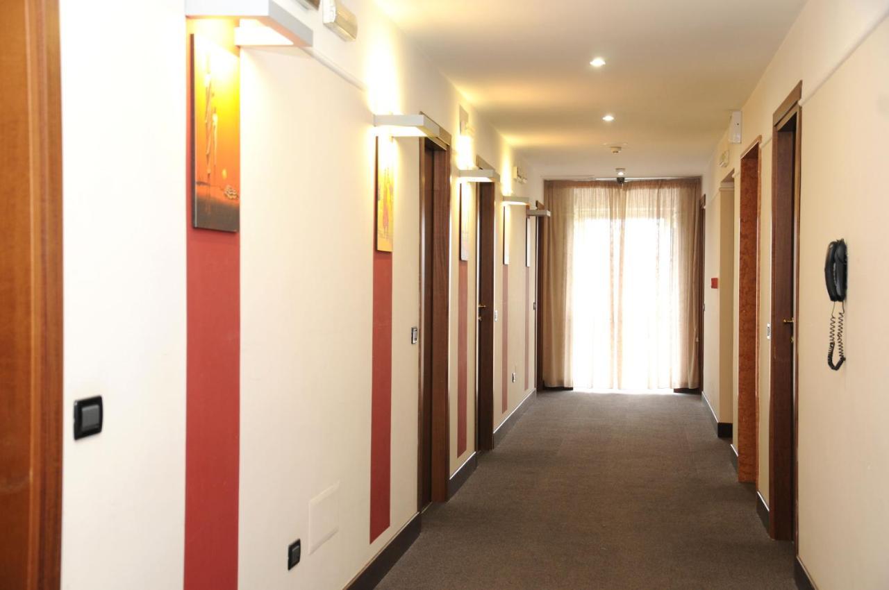 Hotel Fly Casoria Ngoại thất bức ảnh